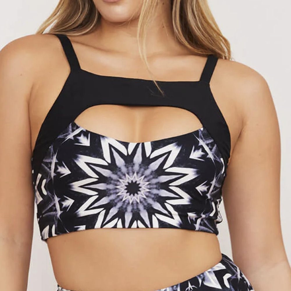 Wolven Threads Raina Reversible Four-Way Top